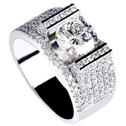 1CT Choucong Marque Alliance Anneaux Bijoux De Luxe Étincelant 925 En Argent Sterling Coupe Ronde Topaze Blanche CZ Moissanite Diamant Pierres Précieuses Bague Pour Hommes Cadeau