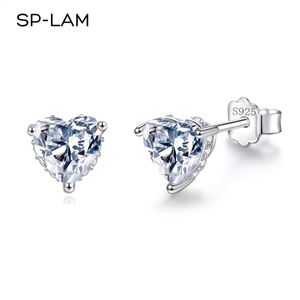 1CT Mozilicon oorbellen Hartvormige diamantsteen 925 Zilveren Elegante en luxe dames Kleine CZ Paving Stud -sieraden Geschenk 240430