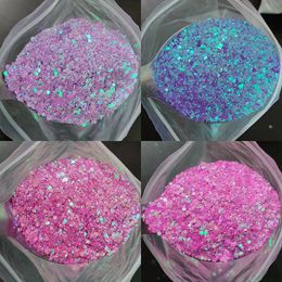 1KG Groothandel Gemengde Grootte Holografische Nagels Pailletten Manicure Glitter Vlokken Pailetten Nail Art Decoraties BodyFace 240219