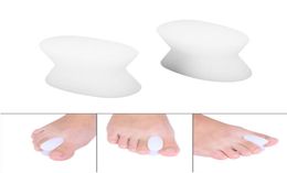 1pair grote teen separator siliconen tenen bunion vingers spalk duimbeschermer adjuster halx valgus bewaker orthopedische voetmassage3921563