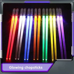 1pair LED CHOPSTICS LUMINÉS LUMBRÉE ACCESSIONNÉS ACCESSOIRES DE CUIE MULTICOLORE ACCESSOIRES DE CUITS MULTICOLO