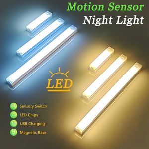 1 pieza de 3,94 pulgadas/10 cm de una sola fila de luz de inducción debajo del gabinete luz blanca, luz cálida monocromática, luz LED para gabinete con sensor de movimiento, USB magnético inalámbrico.