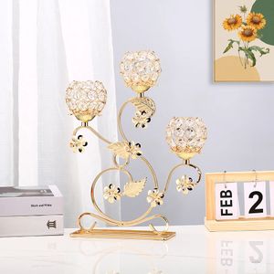 1pc 3 Armes Golden Metal Candlersder Candelabra Candelle de fleurs vintage Fleurée en forme de fleur pour table Centropiece Mariage Birthday Party 240429