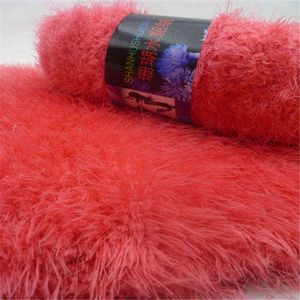 1pc 300g / lot Terrain de haute qualité Fil de crochet à visser souple pour tricoter la laine de luxe fourrure poilue foulard manteau en laine écologique Y211129