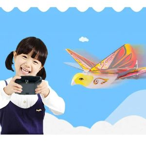 1PC 360 degrés 2,4 GHz Flying RC Bird Toy Flying Birds Mini RC Drone Toys Remote Control Mini E-Bird Rechargeable Toys Cadeaux