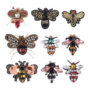 1pc 3d Patches de cuentas de abejas de dianos con dianos de diez rianas cose el parche de lentejuelas para la ropa de la ropa Aplique lindo parche de vestir de cuentas