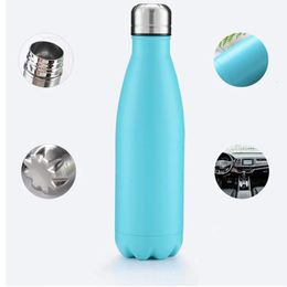 1pc 500 ml de estaquetles de doble pared de la botella de agua de acero Termos Mantenga y frasco de vacío aislamiento frío Sport 240409