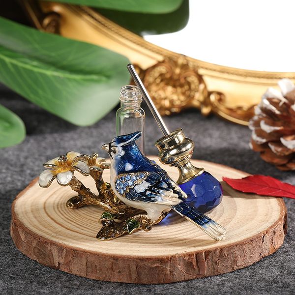 1PC 5ml Perfume vintage bouteille en métal Email Blue Blue Bird Bird Flower décor de diamant en verre diamant avec drip stick recharge cadeau