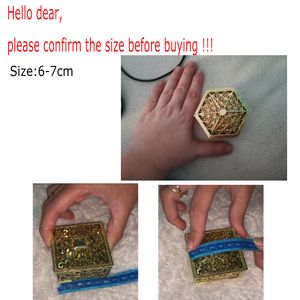 1pc 6cm mini plastique creux en feuille d'or creux de gâteau de bonbons