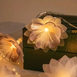 1 pièce de lumière LED décorative de fleur artificielle, 1,5 m/3,28 pieds, 10 LED, guirlande de conte de fées, lumière de feuille pour la maison, la fête, la salle de mariage, la cour, les décorations intérieures et de Noël.