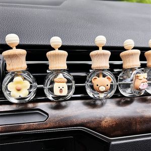 1 pc auto interieur decoratie lucht outlet auto aromatherapie leegt fles cartoon schattige parfum flessen poppen