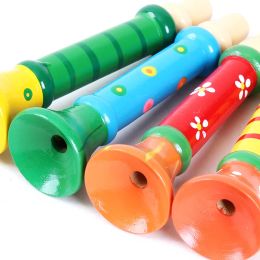 1pc Instrument de musique en bois de trompette en bois coloré pour les enfants Whistle Baby Learning Educational Toys pour enfants