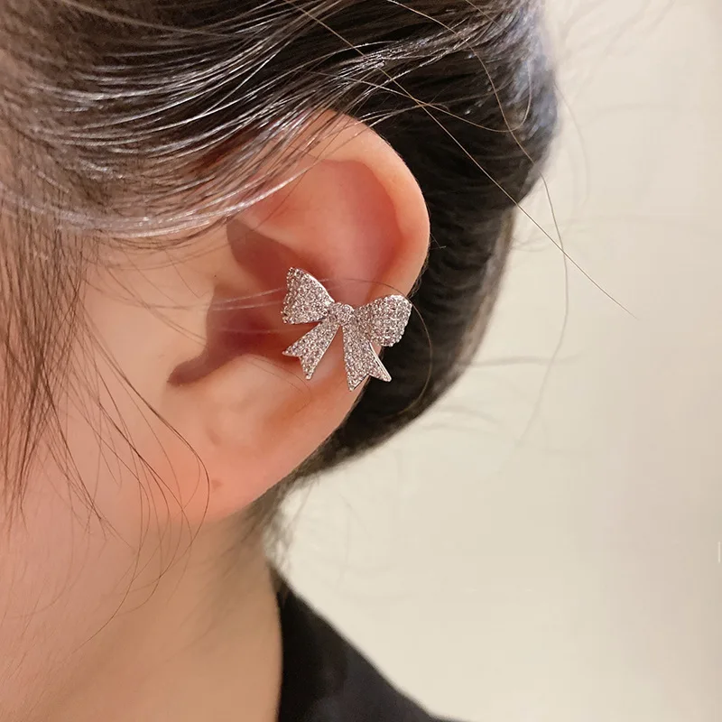 1Pc Crystal Bow Clip Earring for Women Korean Rhinestone No Piercing Ear Cuff Silver Color Bowknot Earring Ear Clip Jewelry Gift