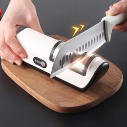 1pc Gadget de cuisine à couteaux électriques entièrement automatique rapide et efficace pour affûter les couteaux accessoires 240415