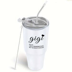 1 stc, grappige gigi tumbler oma 30oz vacuüm geïsoleerde reismok met deksel stro perfect cadeau kerst, verjaardag, nieuwjaar - dubbele muur isolatie voor hete en