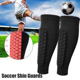 1PC Honeycomb Soccer Gardes de football Shiers Sports Legging Shinguards Leg Sleeves Protective Gear Shank Protector 240528