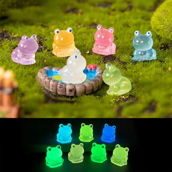 1PC Résine Lumineuse Octopus Frog Mushroom Scrapbook DIY ACCESSOIRES DES MAISONS DÉCOR CARAL GLOW dans la grenouille miniature sombre