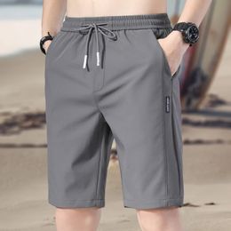 1PC hommes Summer Ice Silk Shorts Thin Breathable Cool Splice Beach Middle Pantals Causal Loose Elastic Sport Style 240508