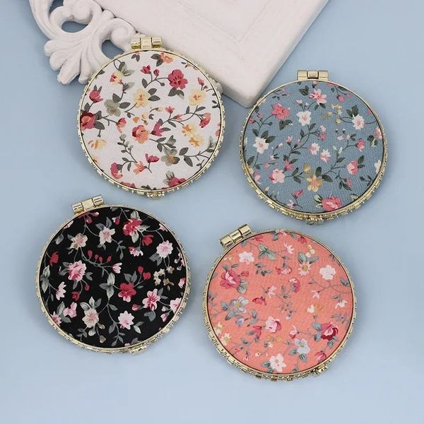 Miniespejo Floral de bolsillo compacto para maquillaje, espejo de maquillaje plegable portátil de dos lados, espejos cosméticos Vintage para regalo, 1 ud.