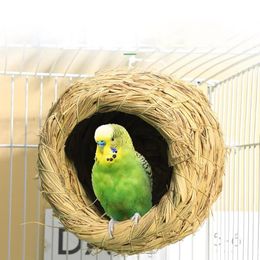 1 pc Natuurlijk handgemaakte stro vogel nest duiven duif huis papegaai nest warme huisdier slaapkamer binnenplaats kleine dieren vogel kooien