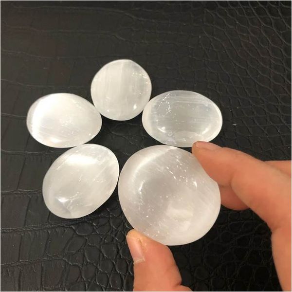 1pc Natural blanc sélénite Palmstone Quartz Crystals guérison Stone Palm Gypsum Reiki Chakra Chakra Home Room Decoration Energy