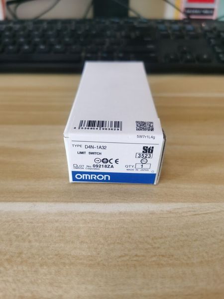 1 interruptor de límite Omron D4N-1A32 D4N1A32 nuevo