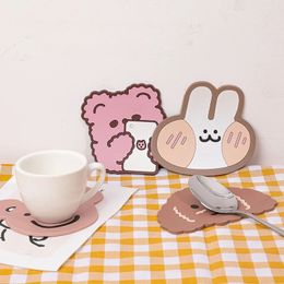 Posavasos de silicona con dibujos animados para mesa, posavasos antideslizante, aislamiento térmico, tapete para taza de té, cuenco, accesorios de cocina, 1 ud.