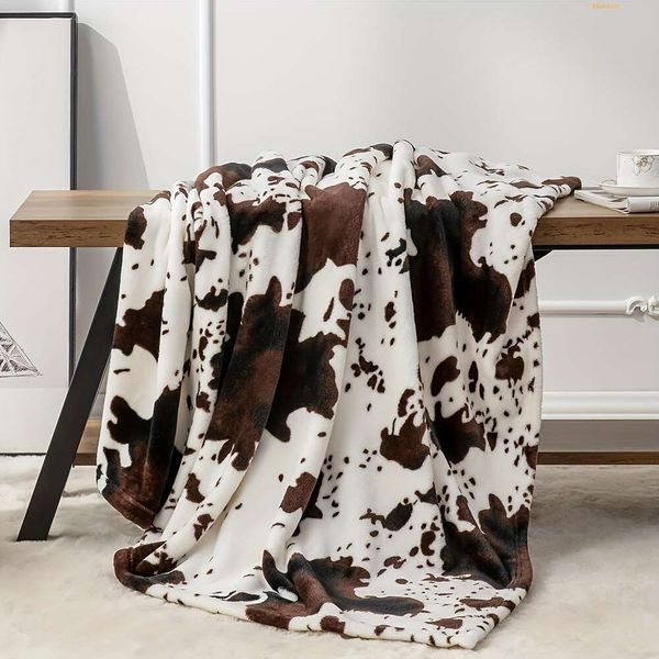 1pc imprimé en peluche en mollelet en moelle de flanelle à la mode douce couverture chaude douce et jets de canapé canapé lit de vache décorative à la maison jet de cadeau de vache pour toute la saison