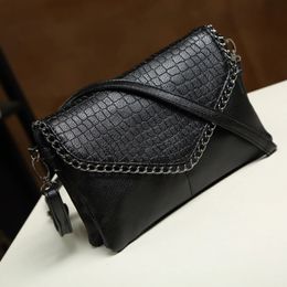 1PC S / L Femmes Black Handbags Pu Messenger Sac épaule Femme Femme Crossbody Retro Purse 240419