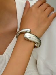 Bracelet de Couple en alliage de Zinc en forme de serpent abstrait géométrique Simple, Design polyvalent et personnalisé pour Date, 1 pièce