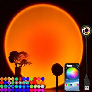 1pc Smart APP Control Night Light, 6 millions de couleurs Sunset Projecteur, adapté au salon, au bar, à la décoration de la chambre à coucher, à la méditation