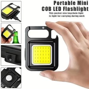 1 mini linterna ultrapequeña recargable tipo C, luz LED para llavero, luz fuerte, linterna portátil ultraligera, incluido cable de datos tipo C