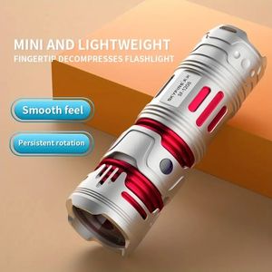 1pc USB-opladen Superheldere langeafstandszaklamp, draagbaar mini-ledlicht voor buiten