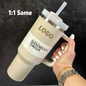 1 PC avec logo Dune Quencher H2.0 40 oz Gobelets Tasses Poignée en silicone Tasses de voiture isolées Couvercles et pailles Café en acier inoxydable DHL Prêt navire 1017