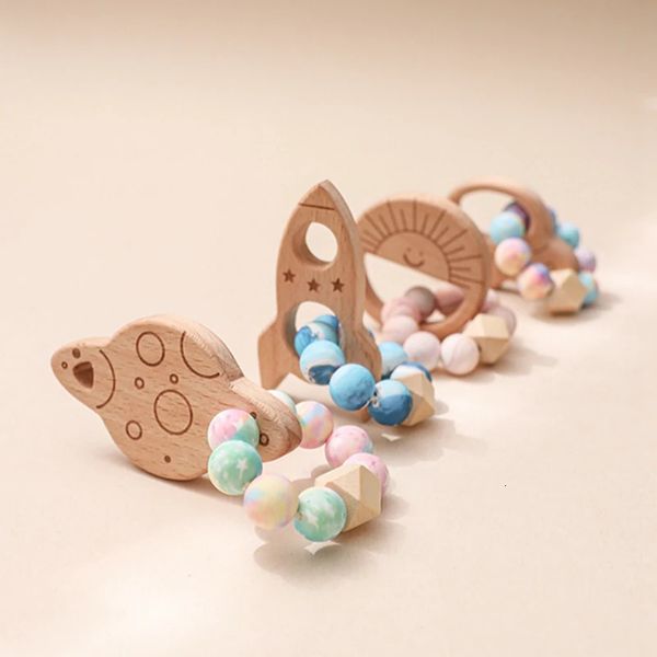 1pc Bracelets en bois en bois Baby Demanding Silicone Beads Teether Beech Wood Molar Toy Born Nursing Gift Planet 231221