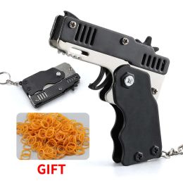 1 -stcs legering Keychain Rubberen band Gun - Schietpistoolspeelgoed voor kinderplezier voor kinderen - Uniek metalen cadeau voor vriendje