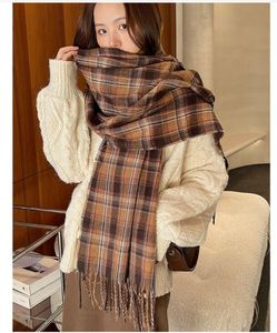 1 pièces automne hiver printemps femme laine filature écharpe dames châle multicolore vichy carreaux foulard homme 70x180 cm écharpe femme châle épaissi chaud frange cou