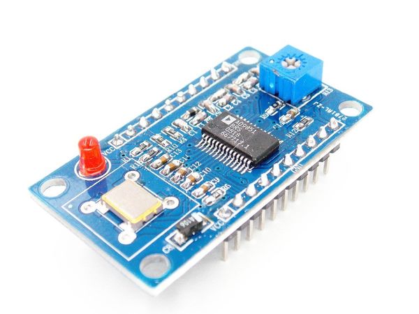 Livraison gratuite 1PCS Module générateur de signal DDS 0-70MHz AD9851 2 ondes sinusoïdales et 2 cristaux à onde carrée AD9851 IC 30MHZ