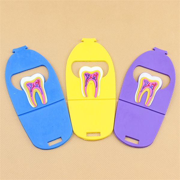 1pcs dentista regalo titular de tarjeta linda para clínica dental dental colorido dientes de goma molar name de tarjeta de teléfono de teléfono almacenamiento dsiaply stand