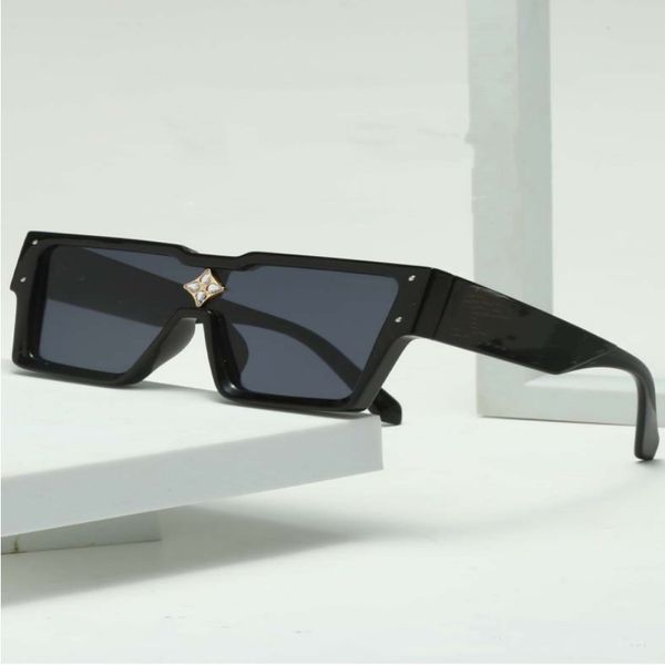 1 unids Moda Gafas de sol redondas Gafas Gafas de sol Marca de diseñador Marco de metal negro Lentes de vidrio oscuro de 50 mm para hombres y mujeres Mejor Brown Cases6007