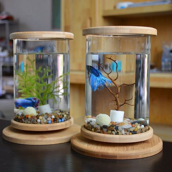 1 unids Vidrio Betta Fish Tank Base de Bambú Mini Fish Tank Decoración Accesorios Girar Decoración Fish Bowl Acuario Accesorios Y200239s