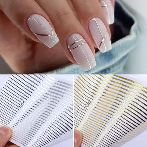1 Pcs Or Argent Lignes Stripe 3D Nail Sticker Géométrique Français Ongles Auto-Adhésif Curseur Papiers DIY Nail Art Transfert Autocollants