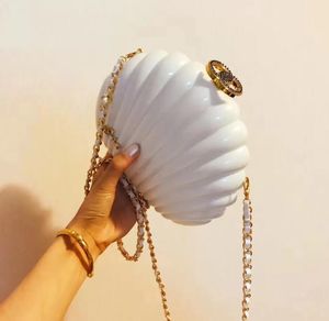 COCO Pearl Shell-tassen Elegante dames-avondtassen Mode-handtassen Zwart wit acryl Clutch-portemonnees Limited Edition Crossbody-tas met geschenkdoos