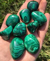 1pcs Crystal de malachite (~ 1 "- 1,5") Crimations de guérison des pierres et pierres de pierre malachite Stone Heart Chakra Pierres Green Stone