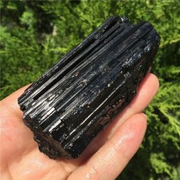 1 stks Natural Black Tourmaline Crystal Gemstone Collectibles Ruwe Rock Mineral Specimen Healing Stone Home Decor 201125