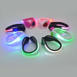 1 stks Nacht Walking Running Light Novelty Lighting Fietsen Waarschuwingslamp Lichtgevende LED Schoen Clip Lichten Jogging Veiligheid Heldere Verlichting