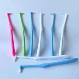 1PCS Brosse à dents orthodontique pointu et la tête plate Correction des cheveux doux Nettoyer les dents propres Flouss