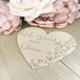 1PCS Personnalisé Hello World Heart Shape Flower Disc, Baby Milestone Cards, bienvenue dans les cadeaux du monde, KeepSake rustique en bois
