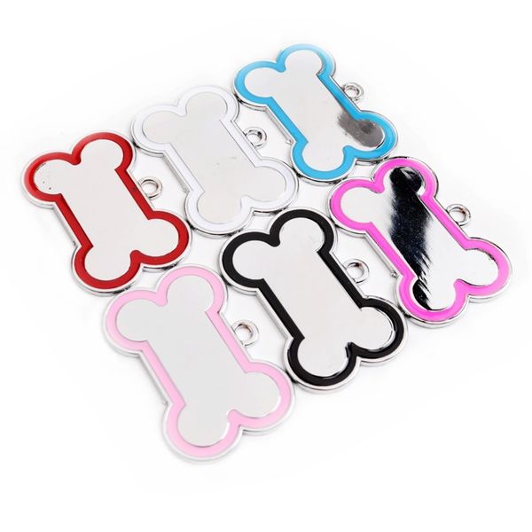 1pcs Pet Cat Colliers pour chiens ID Tags costumes en forme de bosses d'identité Card d'identité Nom Tag pour chiens de chiot