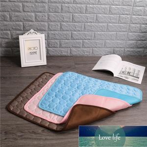 1 stks Pet Cooling Mat Pad Zomer Hond Bedden Matten Blauw Waterdichte Non-Slip voor Kat Huisdieren Bedden Pads Gemakkelijk Schoon Kennels Pennen Fabriek Prijs Expert Design Quality Nieuwste Stijl